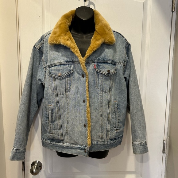 Levi's Jackets & Blazers - Levi's Blue Denim Jacket with Tan Faux Fur Collar